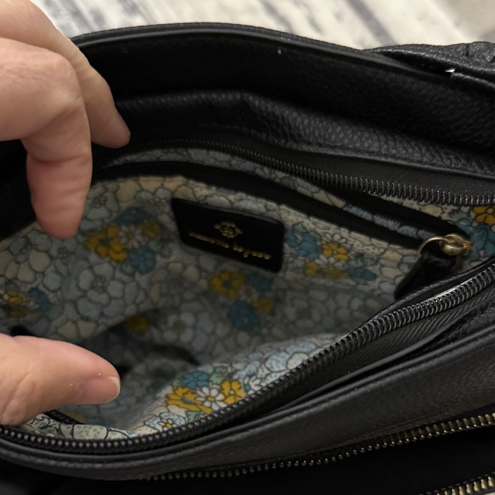 Nanette Lepore Black Leather Shoulder Bag - Picture 4 of 7